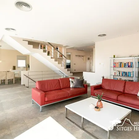Cool & Modern Giovanna With Air Conditioning, Private Pool & Sea Views Villa Sitges