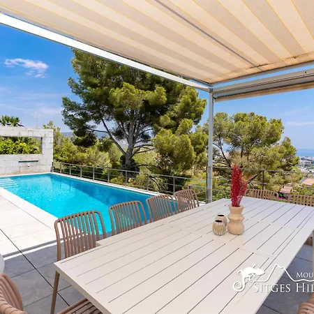 Cool & Modern Giovanna With Air Conditioning, Private Pool & Sea Views Villa *