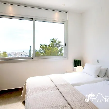 Vila Cool & Modern Giovanna With Air Conditioning, Private Pool & Sea Views