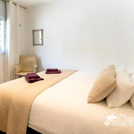 Villa Cool & Modern Giovanna With Air Conditioning, Private Pool & Sea Views *